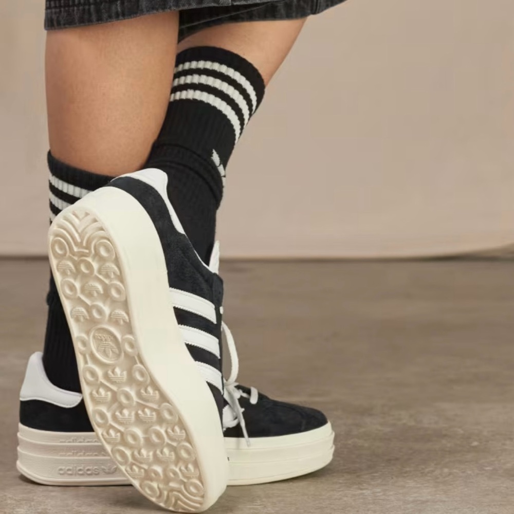 Adidas Gazelle Bold in Black and White womens size 5.5 NWOB - Picture 3 of 9